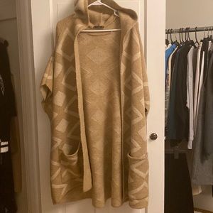 Zara knit sweater cape with geometric shapes